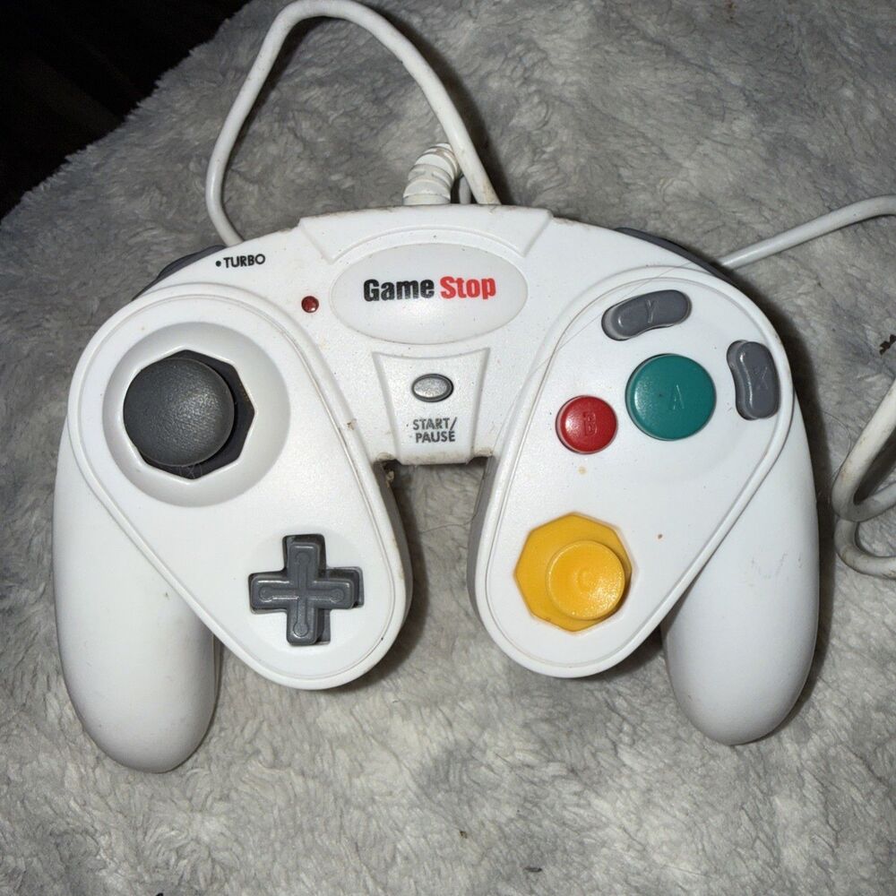 GameStop G3 Wired Turbo Remote Controller Nintendo GameCube Untested